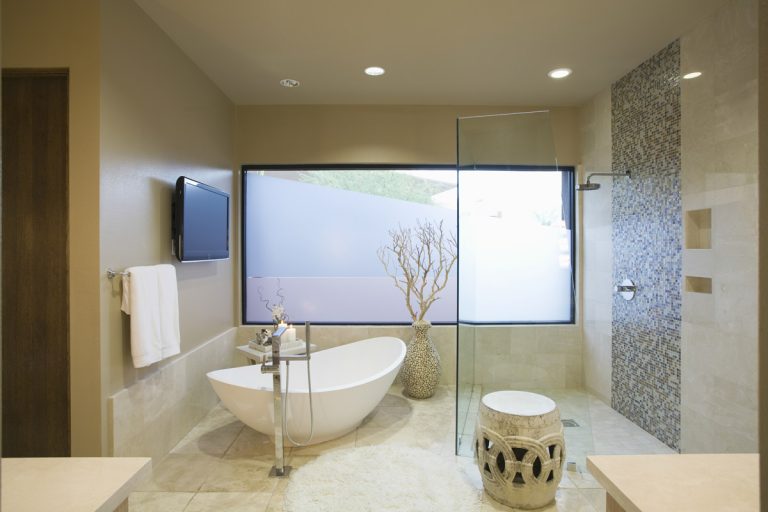 Ідеї ванної кімнати з душовою перегородкою