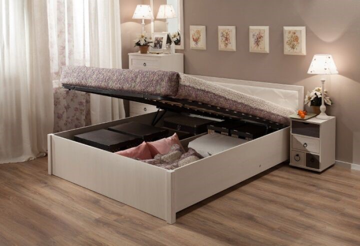 Двухспальная кровать с местом для хранения 16